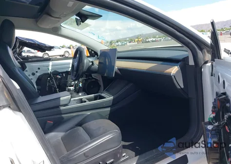 2021 Tesla Model 3 Long Range Dual Motor All-Wheel Drive from USA, damaged, VIN 5YJ3E1EB0MF090563